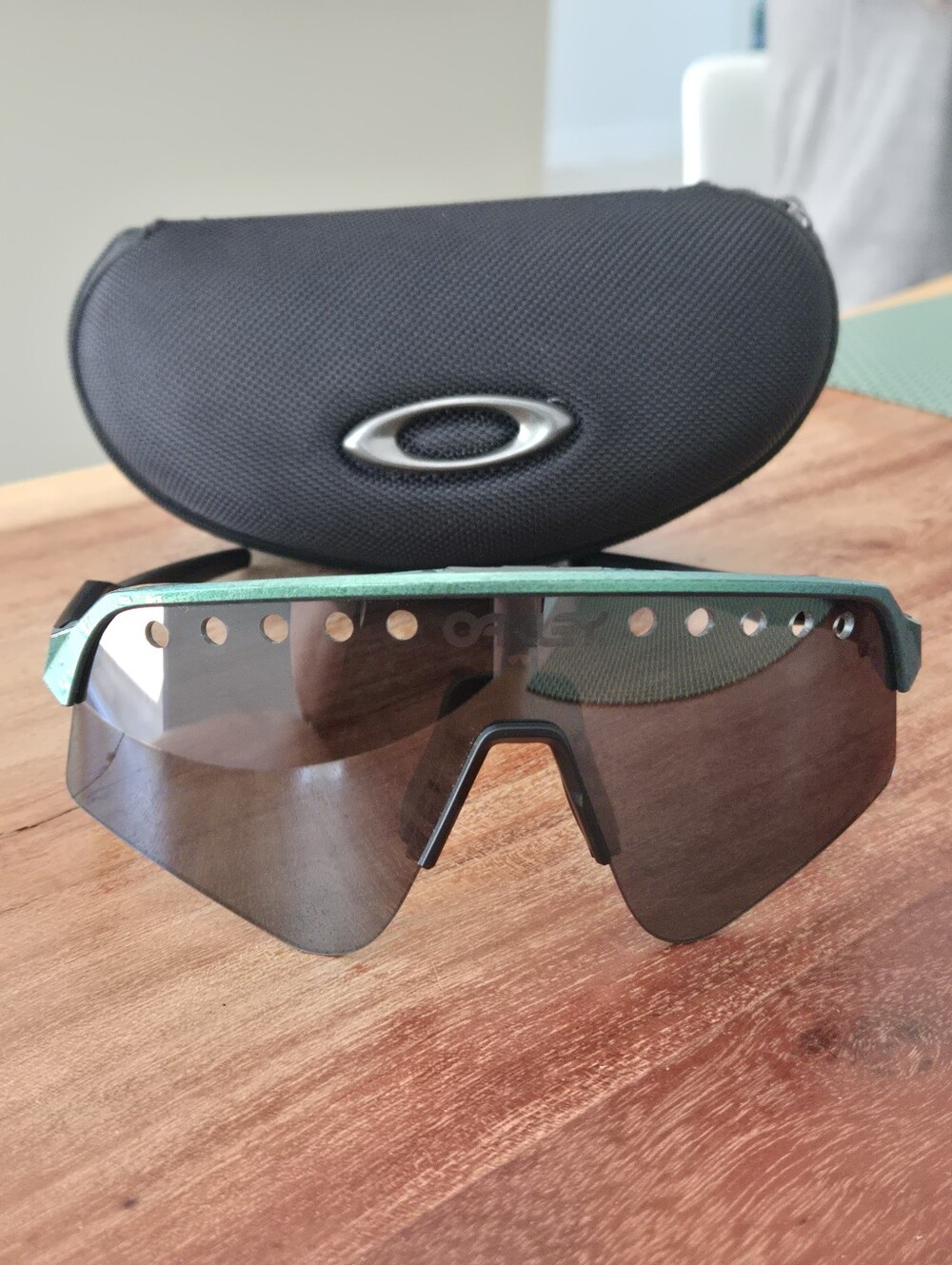 Oakley Sutro Lite Sweep.